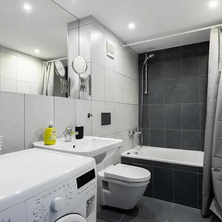 Loft 2-room I Metro I Near The Center I Karlin * براغ