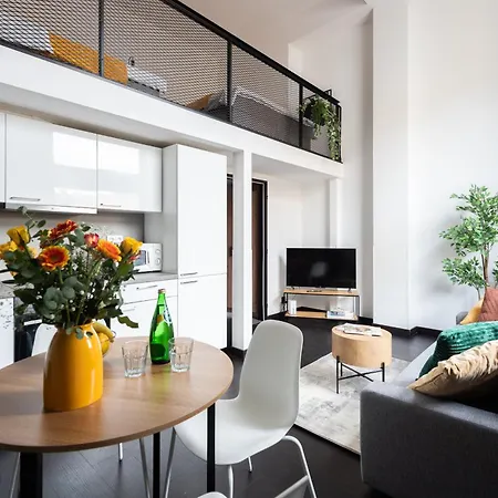Loft 2-room I Metro I Near The Center I Karlin * براغ