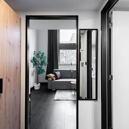 شقة Loft 2-room I Metro I Near The Center I Karlin