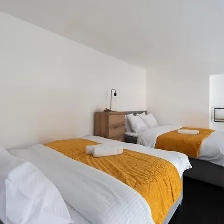 شقة Loft 2-room I Metro I Near The Center I Karlin براغ