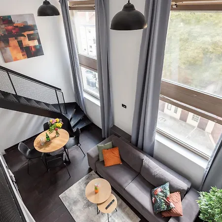 Loft 2-Room Studios I Metro I Near The Center I Karlin *