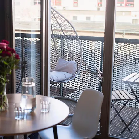 Loft 2-room I Metro I Near The Center I Karlin *