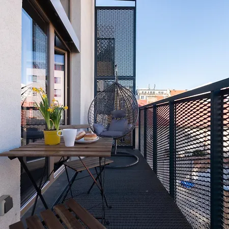 Loft 2-room I Metro I Near The Center I Karlin