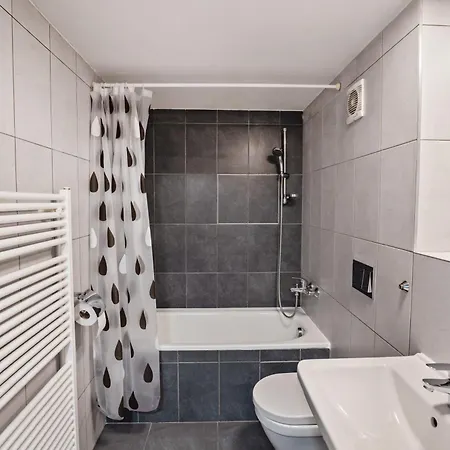 Loft 2-Room Studios I Metro I Near The Center I Karlin * Prag