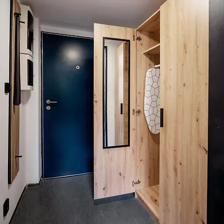 Loft 2-room I Metro I Near The Center I Karlin * براغ
