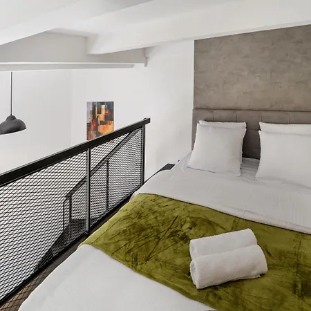 شقة Loft 2-room I Metro I Near The Center I Karlin براغ
