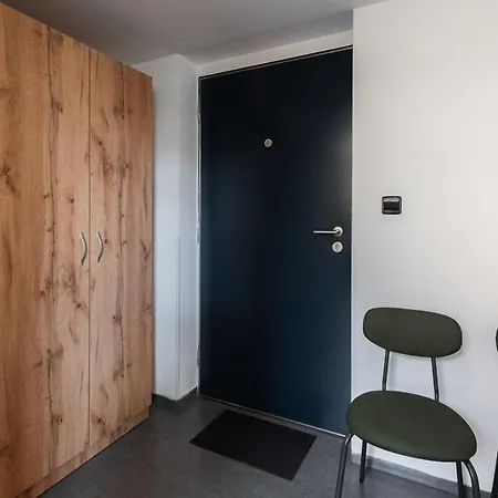 Loft 2-Room Studios I Metro I Near The Center I Karlin * Prag
