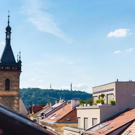 Loft 2-room I Metro I Near The Center I Karlin شقة