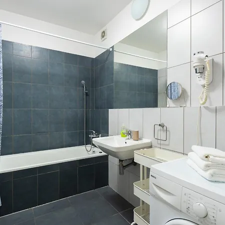 Loft 2-room I Metro I Near The Center I Karlin Apartman *