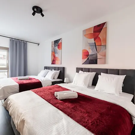 شقة Loft 2-room I Metro I Near The Center I Karlin براغ