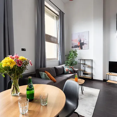 Loft 2-room I Metro I Near The Center I Karlin * براغ