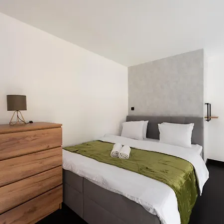 شقة Loft 2-room I Metro I Near The Center I Karlin براغ